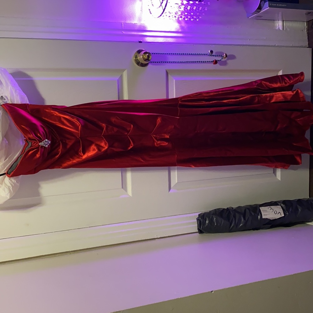 Silky Red Prom Dress